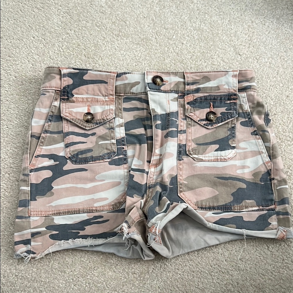 Express Mid Rise Shortie Camo Cotton Shorts